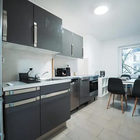 Modernes Mit Balkon Am Hbf * Koblenz (Rhineland-Palatinate)