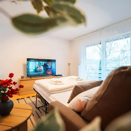 Modernes Mit Balkon Am Hbf Apartment *