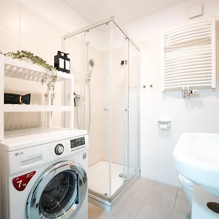 Modernes Mit Balkon Am Hbf Apartment