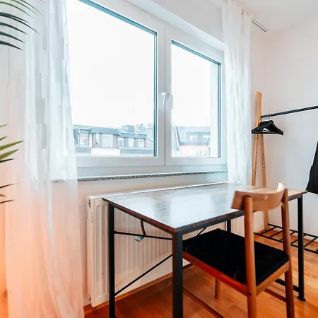 Modernes Mit Balkon Am Hbf Koblenz (Rhineland-Palatinate)