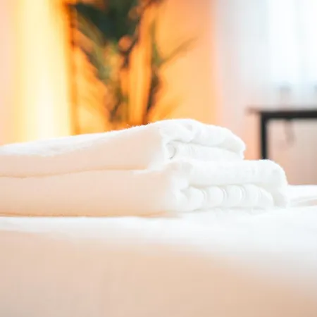 Modernes Mit Balkon Am Hbf Apartment *