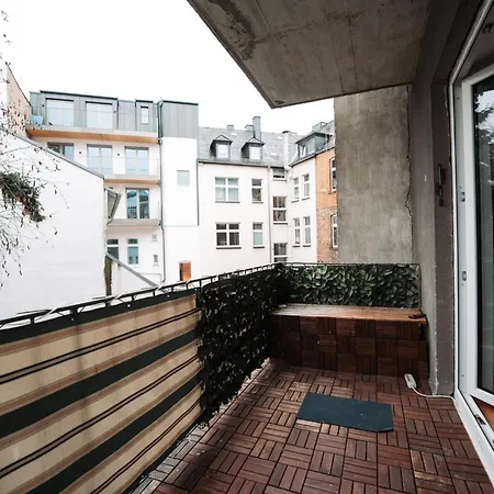 Apartment Modernes Mit Balkon Am Hbf