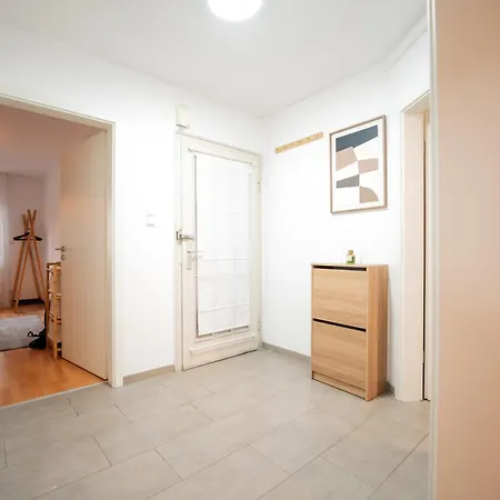 Apartment Modernes Mit Balkon Am Hbf Koblenz (Rhineland-Palatinate)