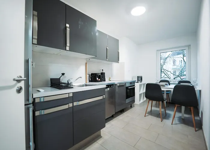 Modernes Mit Balkon Am Hbf * Coblenza