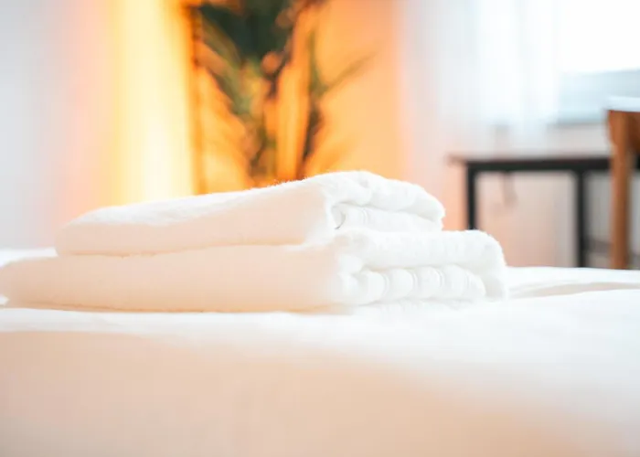 Modernes Mit Balkon Am Hbf Apartment *