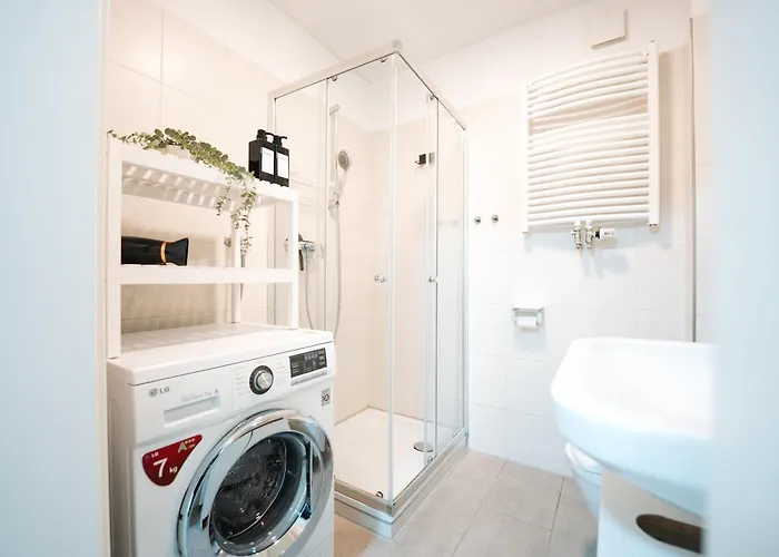 Modernes Mit Balkon Am Hbf Apartment *