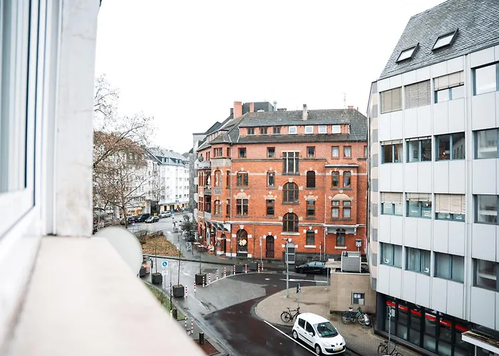 Modernes Mit Balkon Am Hbf Appartement *