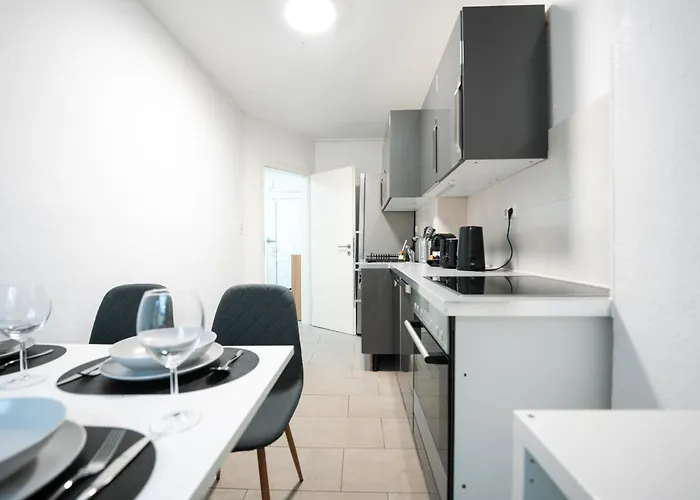 Modernes Mit Balkon Am Hbf * Coblenza